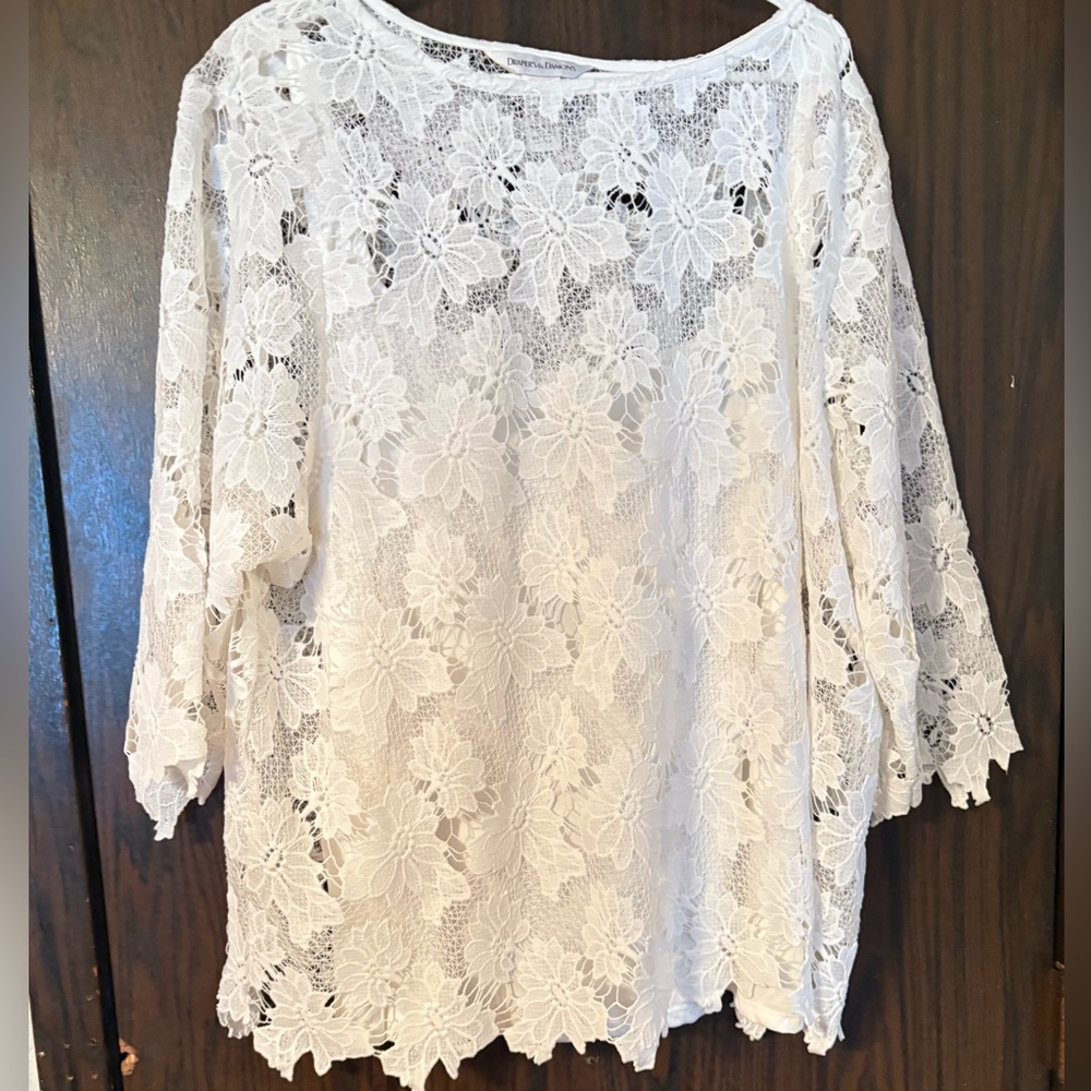 Chic Floral Lace Women's Blouse